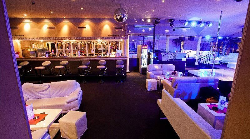 The Bar area of Maxim Wien